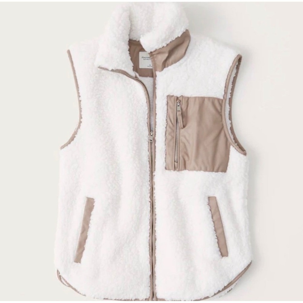 Abercrombie & Fitch White Sherpa Vest with Tan Accents
